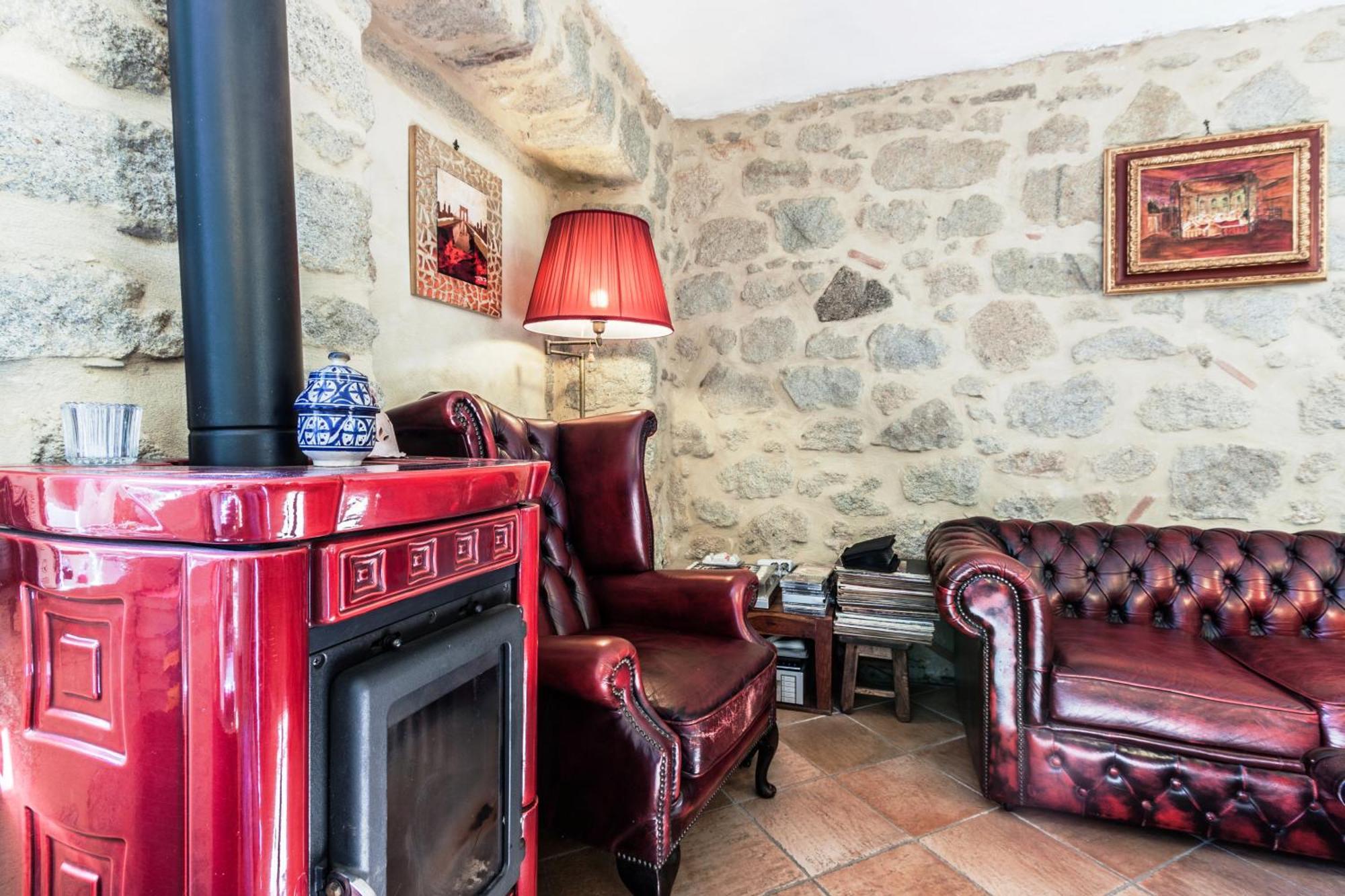 Borgo Tepolini Bed & Breakfast 4*
