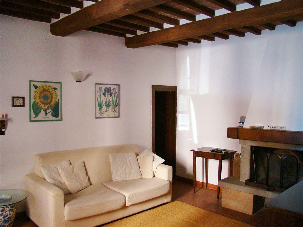 Borgo Tepolini Bed & Breakfast Castel del Piano (Tuscany)
