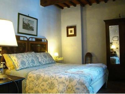 Borgo Tepolini Bed & Breakfast