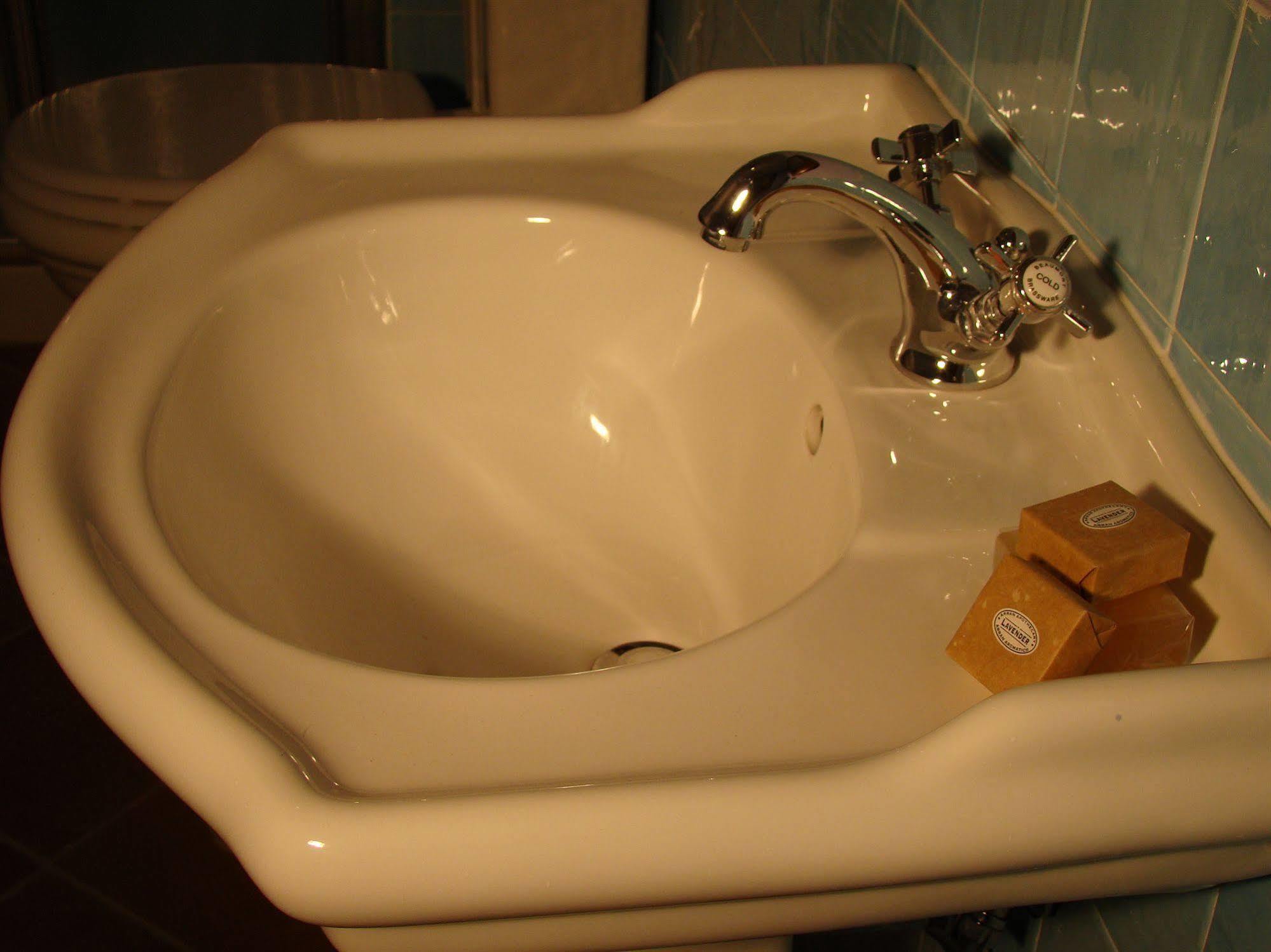 Borgo Tepolini Bed & Breakfast 4*