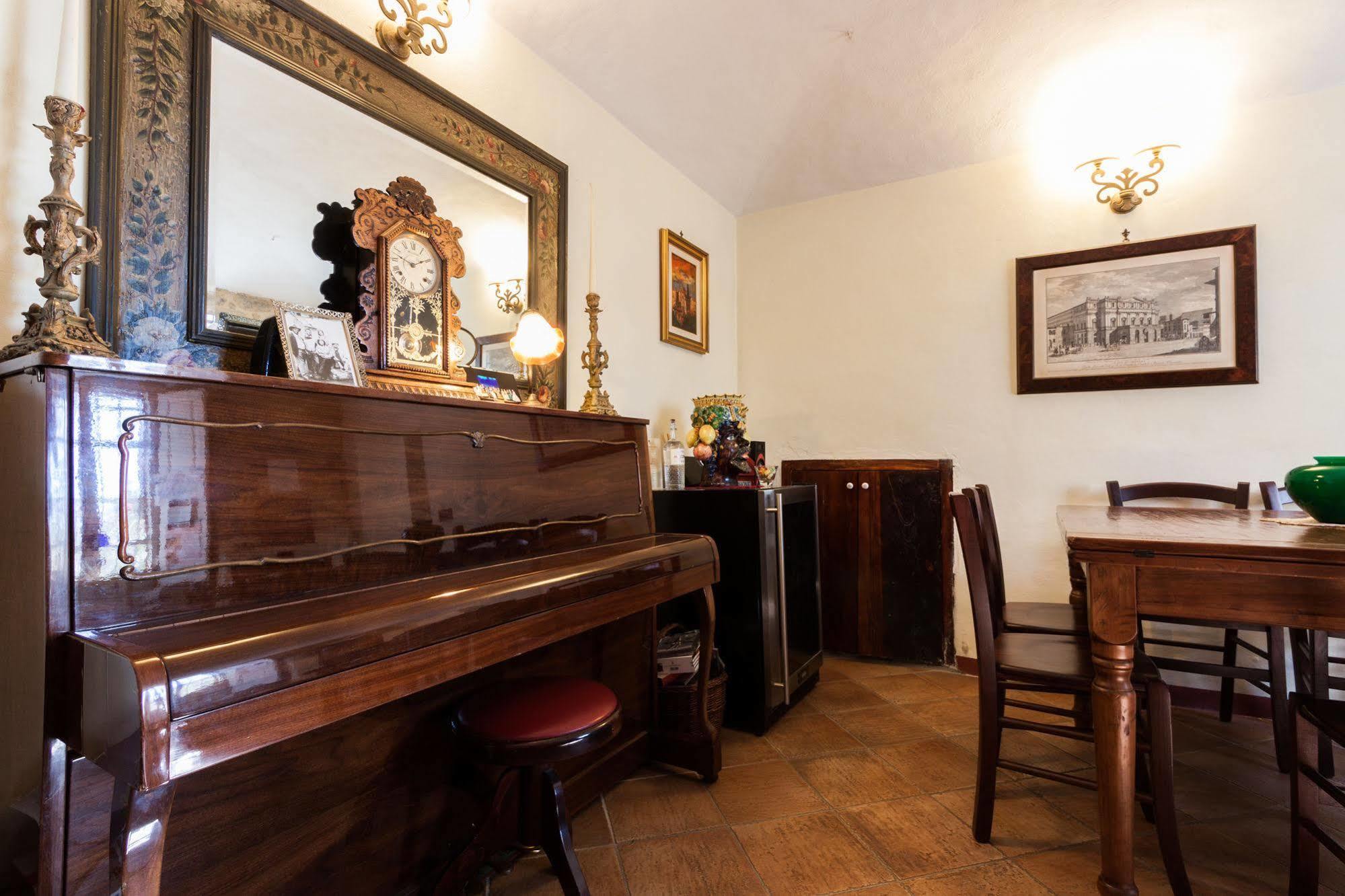 Borgo Tepolini Bed & Breakfast Castel del Piano (Tuscany)